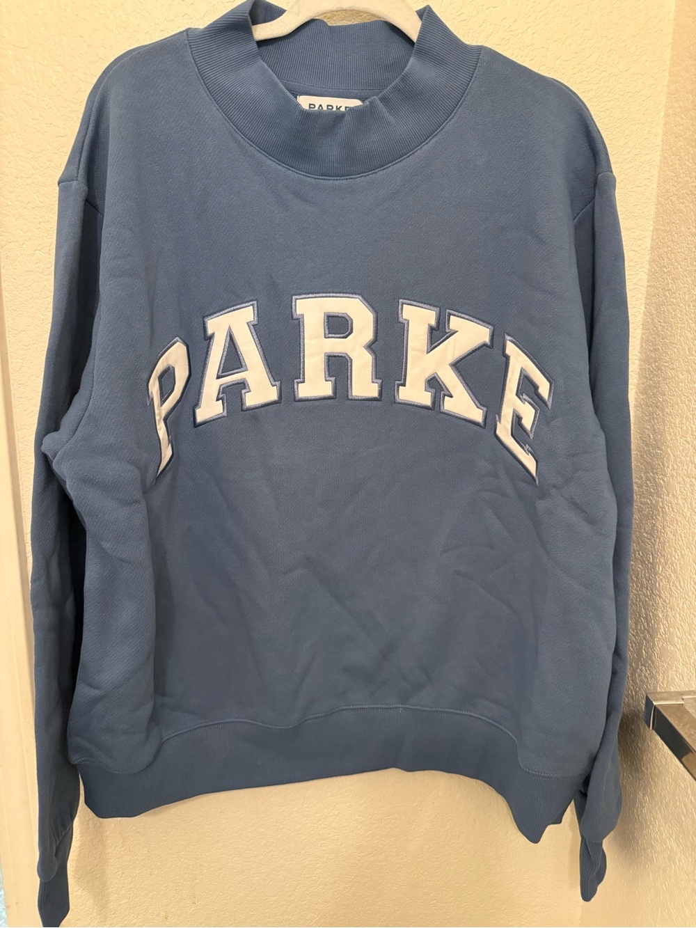 PARKE Light Blue Pullover Crewneck Sweatshirt